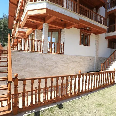 シマル レジデンス ホテル 5*