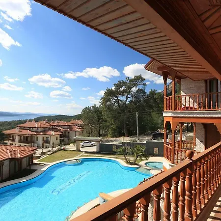 ホテル シマル レジデンス アクヤカ