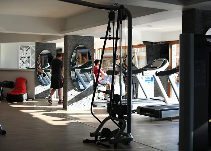 シマル レジデンス アクヤカ