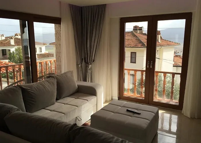 シマル レジデンス アクヤカ