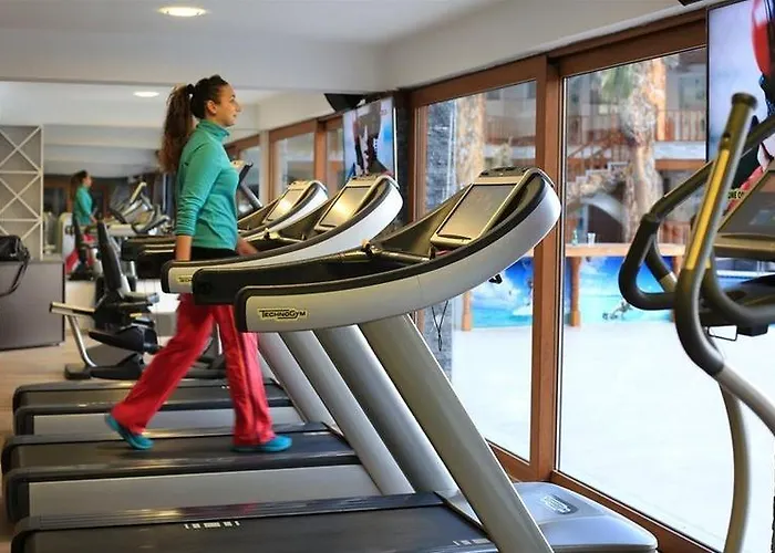 ホテル シマル レジデンス アクヤカ