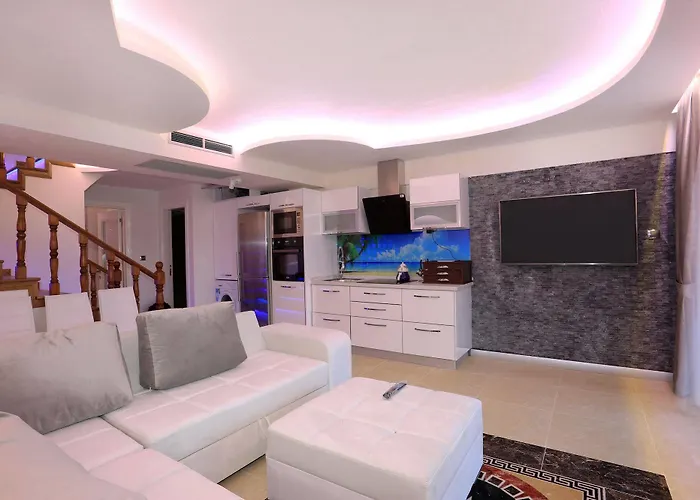 シマル レジデンス ホテル アクヤカ