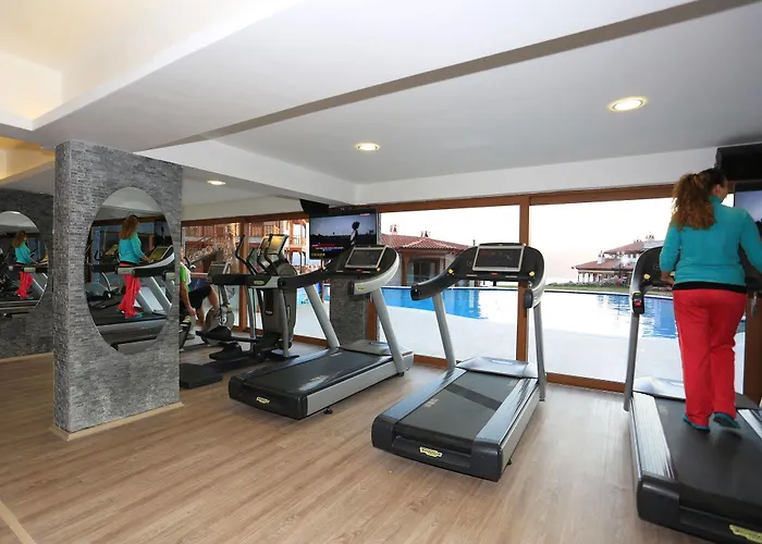 シマル レジデンス 5*